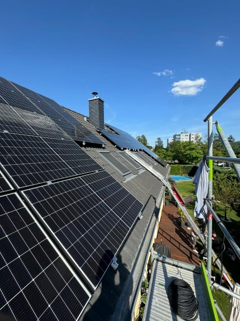 Solaranlage 8 kWp in Grünheide — GFK Solar Referenzprojekt