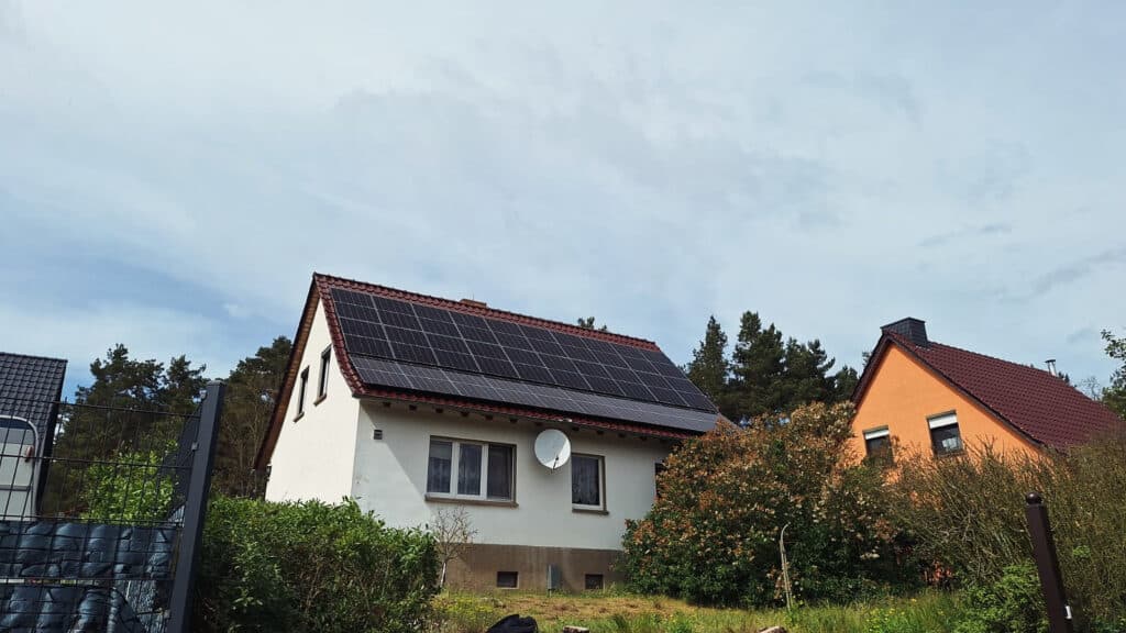 Solaranlage 12 kWp in Eisenhüttenstadt — GFK Solar Referenzprojekt