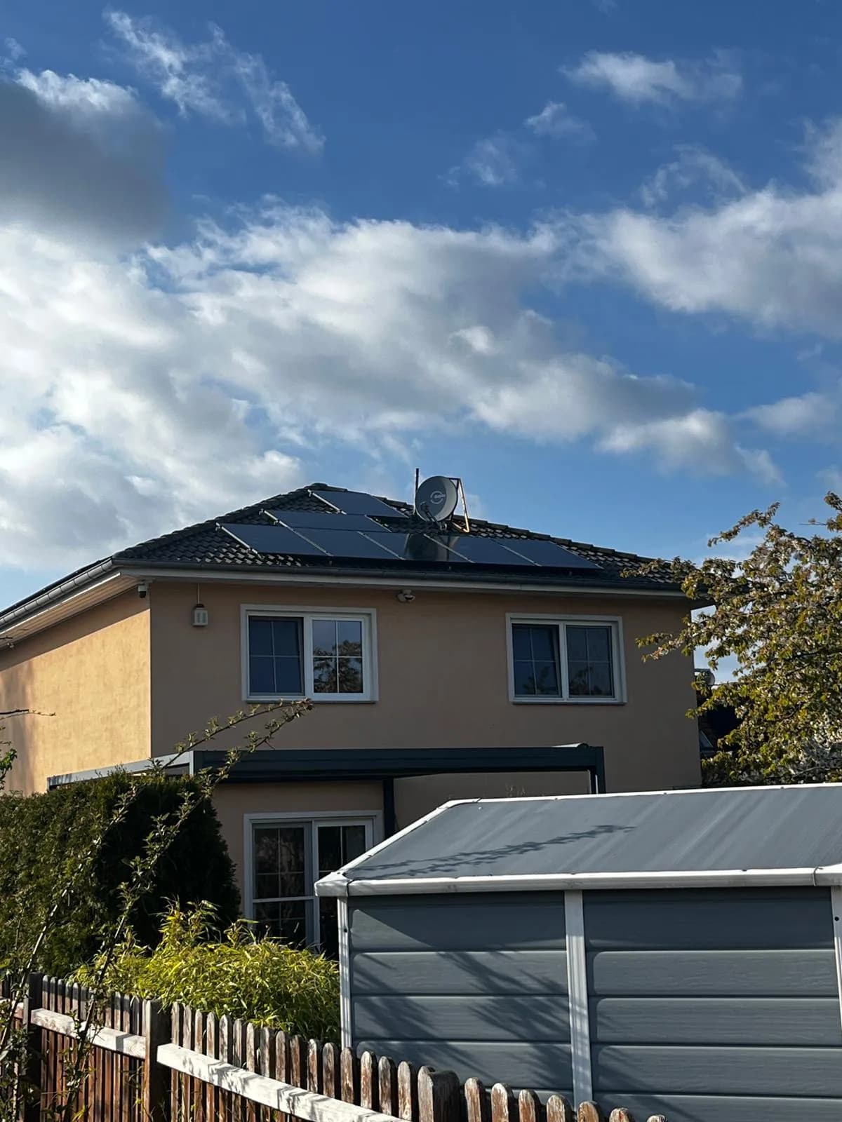 Solaranlage 10 kWp in Karow — GFK Solar Referenzprojekt
